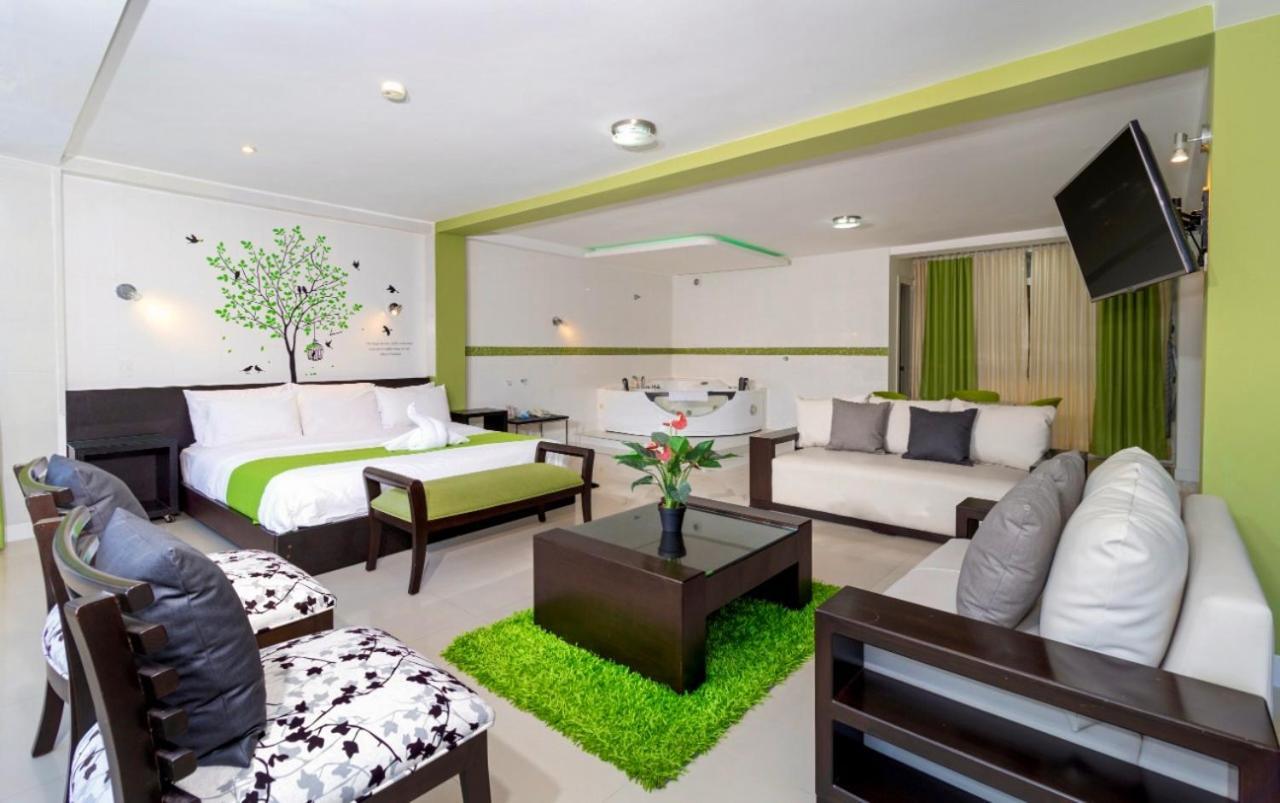 Destiny Hotel Baños Extérieur photo